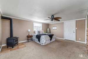200 E 28th St (14)