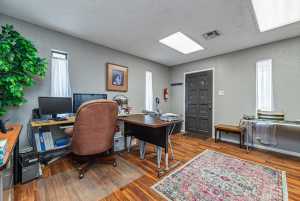 1923 Pecos St (7)