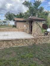 701 E 40th St (23)