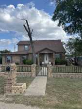 701 E 40th St (3)