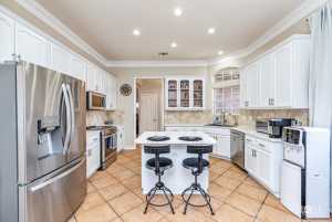 1217 Dorchester Dr (15)