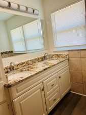 2548 Culver Ave (24)