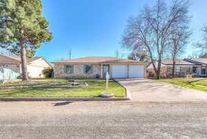 321 Kennedy St (2)