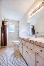 2702 Southland Blvd (26)