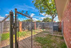 2702 Southland Blvd (33)