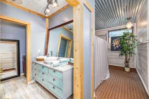 123 S Chadbourne St (22)