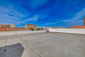 123 S Chadbourne St (27)