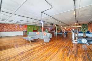 123 S Chadbourne St (31)