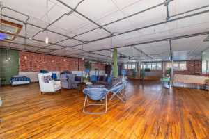 123 S Chadbourne St (33)