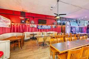 123 S Chadbourne St (50)