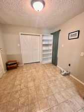 16 W Rochefort St (22)