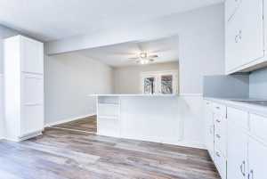 1012 N Bishop St (9)