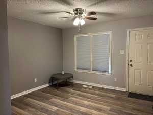 1012 N Bishop St (14)