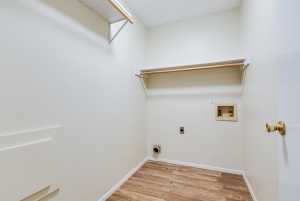 1007 E 42nd St (25)