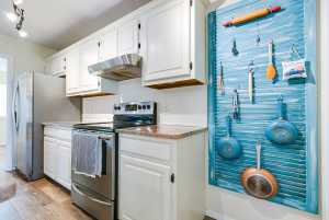 1007 E 42nd St (4)