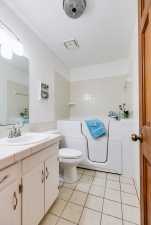 112 Van Zandt St (31)