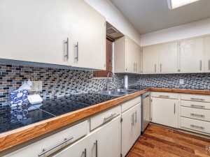 220-J Twohig Ave (17)