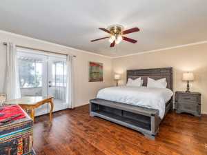 220-J Twohig Ave (21)