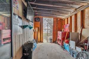 1917 Chapman St (27)