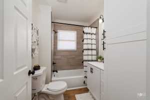 310 E 38th St (14)