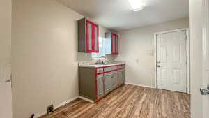 312 N Washington St (4)