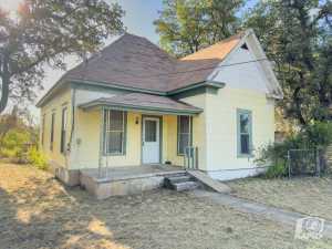 901 S Walnut St