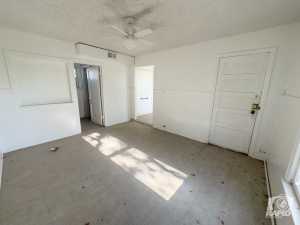 901 S Walnut St (28)
