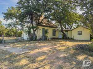 901 S Walnut St (4)