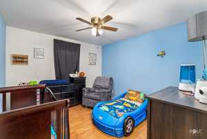 4917 Oaklawn St (18)