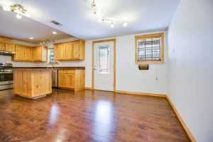 904 9th St (30)
