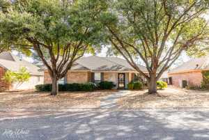 4718 Royal Oak Dr (2)