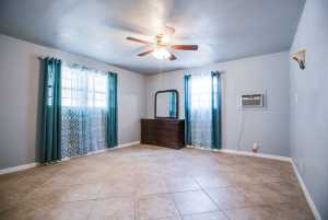 220 McDowell St (17)