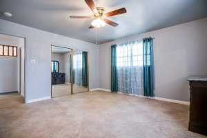 220 McDowell St (18)
