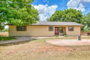 220 McDowell St (37)