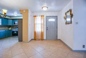 220 McDowell St (4)