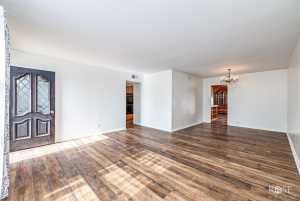 1003 N Plaza (10)