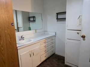 121 W Highland Blvd (17)