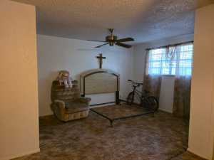 121 W Highland Blvd (20)