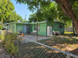 121 W Highland Blvd (22)