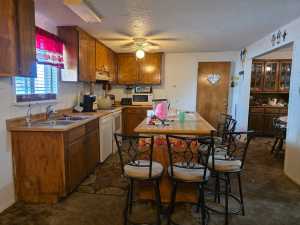 121 W Highland Blvd (7)