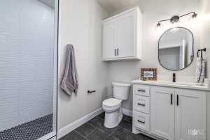 8421 Windmill Rd (34)
