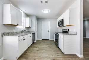 1125 Cyndi Lane (12)