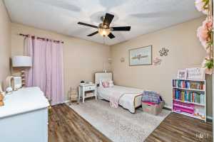 4822 Scarlet Oak Dr (26)