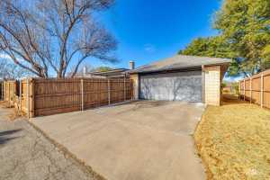 4822 Scarlet Oak Dr (33)