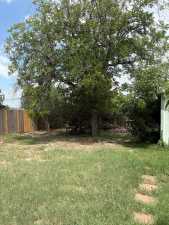811 Akin St (34)