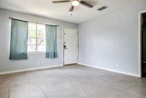 136 Arlington St (5)