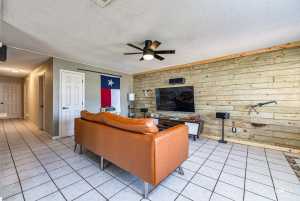 705 Fay St (4)