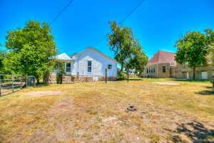 405 Broadway St (3)