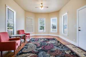 405 Broadway St (9)