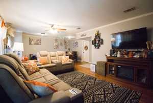 213 N Van Buren St (2)